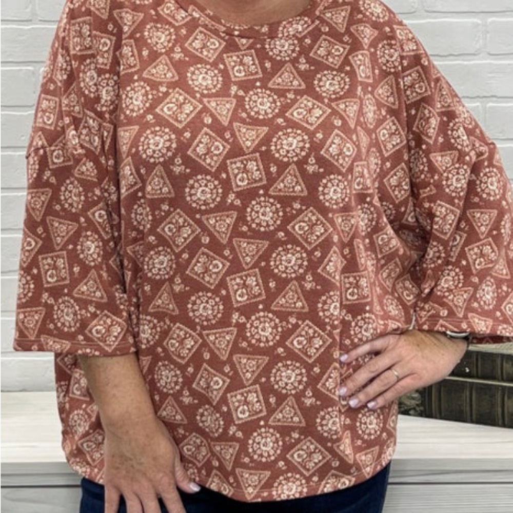 Lovely J boutique shirt rust floral